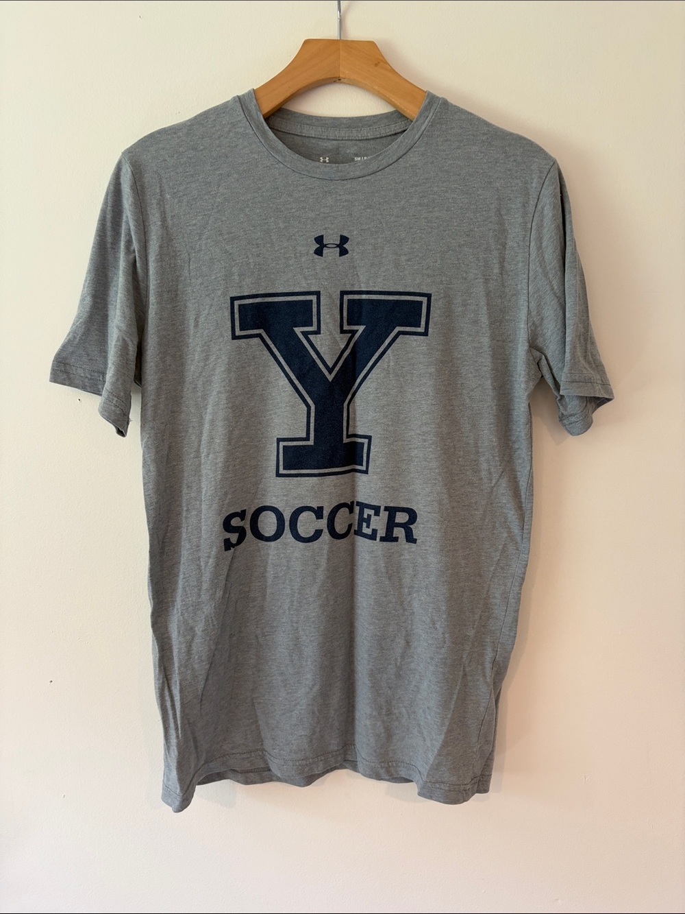 Under Armour Men’s Heather Gray Y Soccer Short Sleeve Tee - Size Small